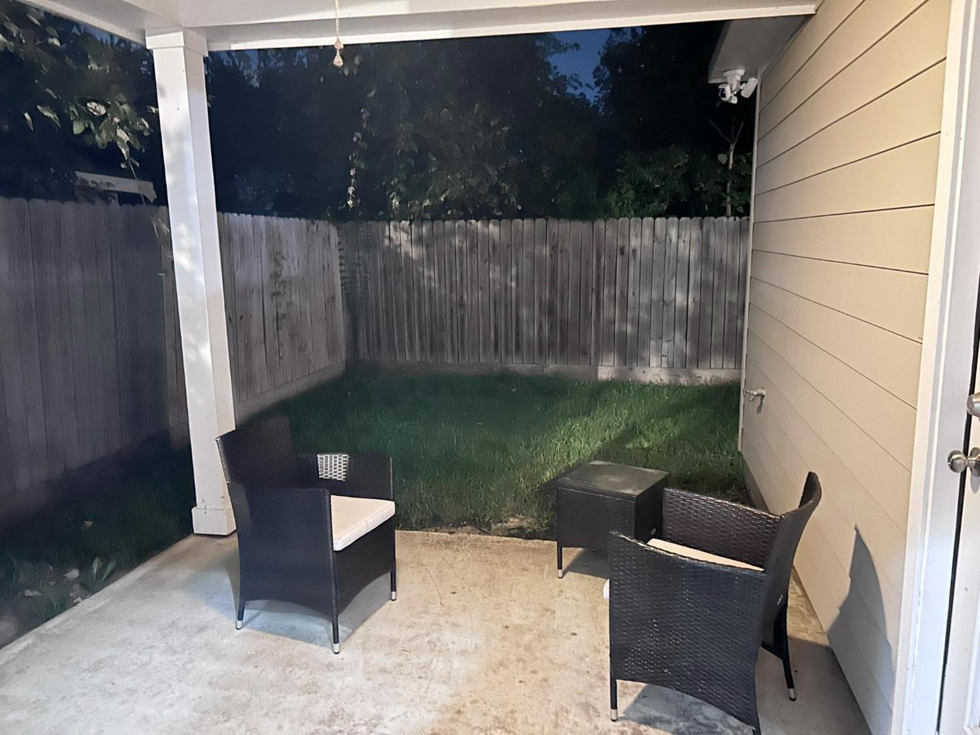 Stunning 3br Near Downtown - Sleeps 8 Houston
