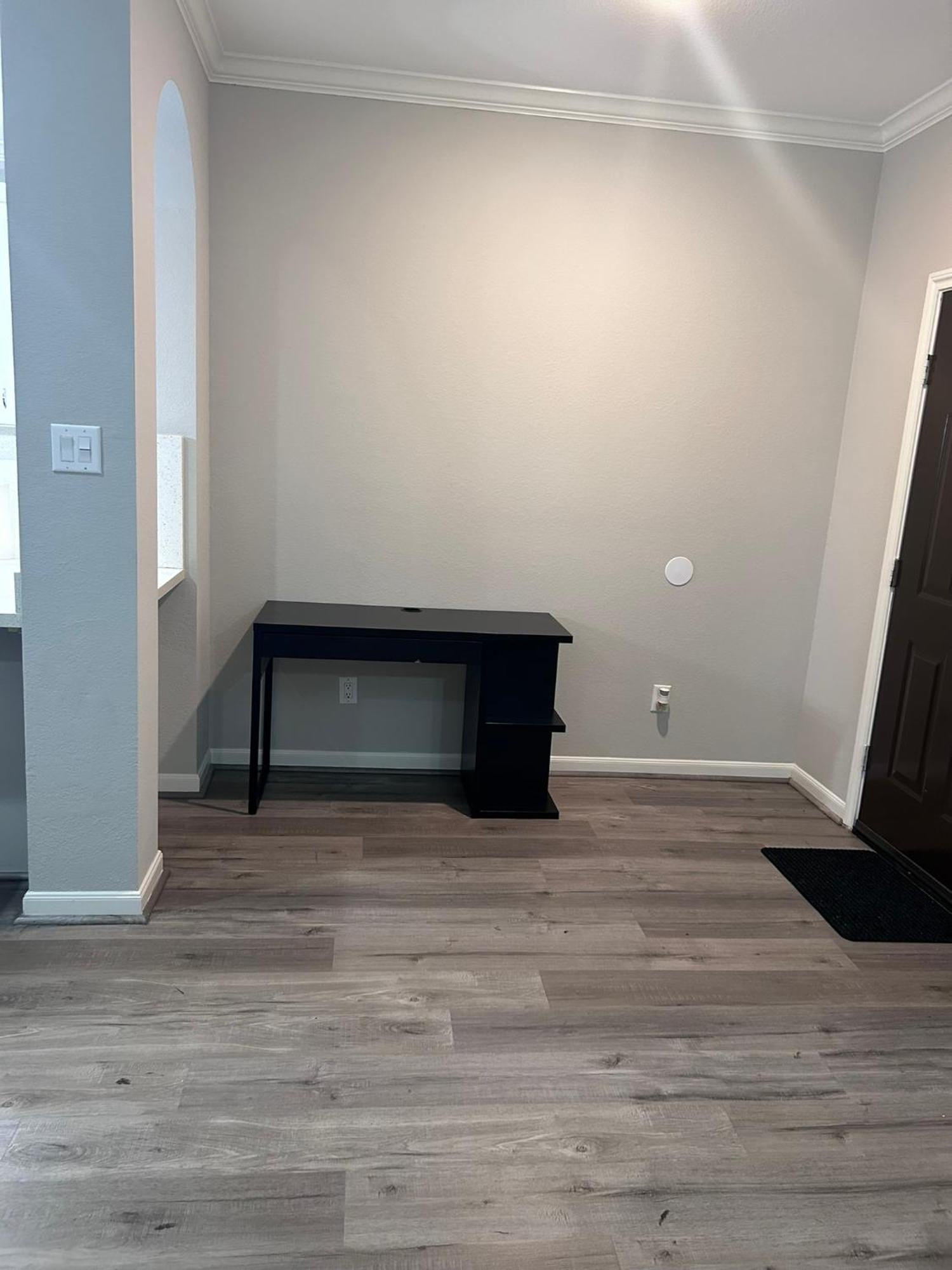 Stunning 3br Near Downtown - Sleeps 8 *