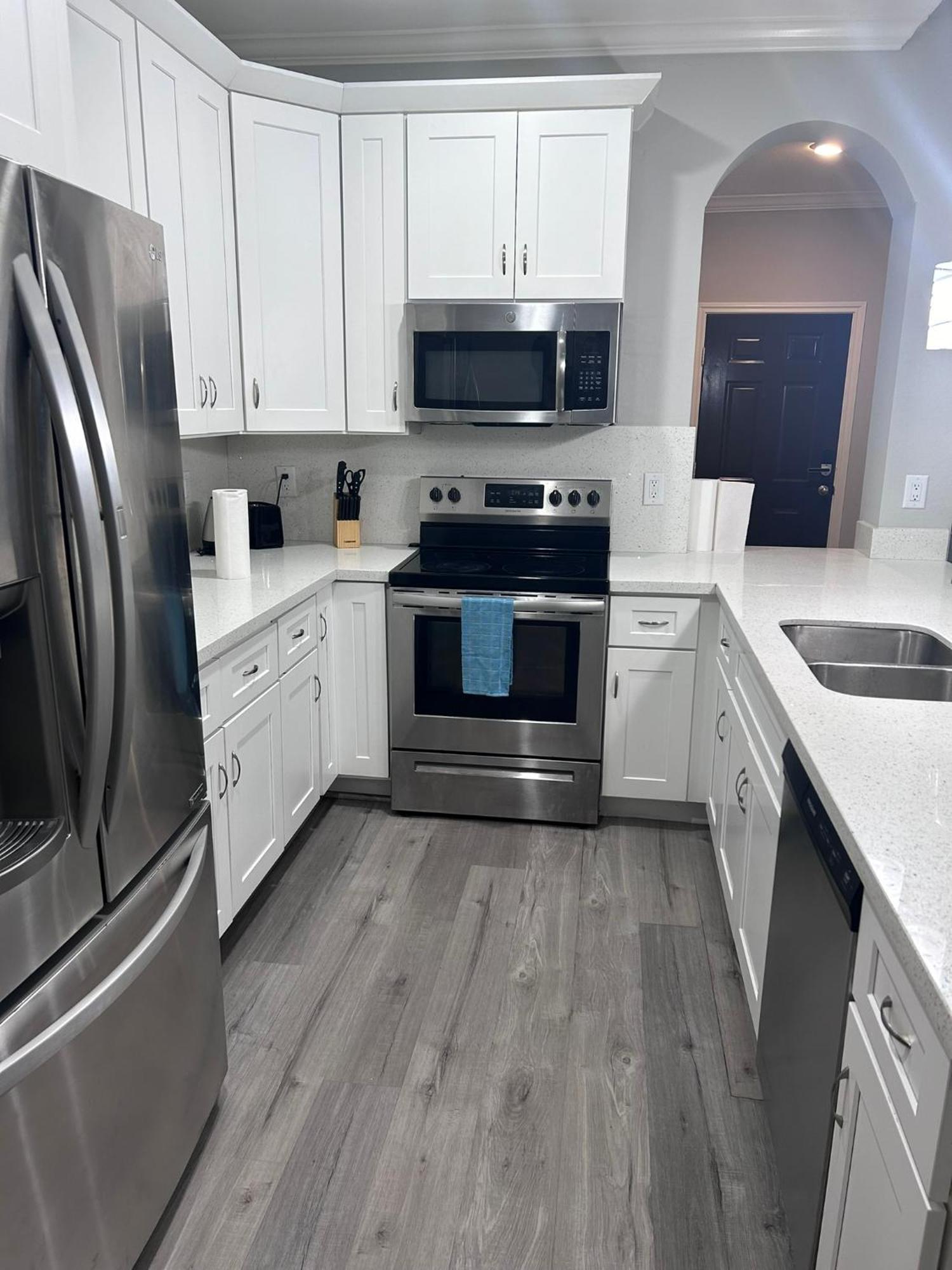Stunning 3br Near Downtown - Sleeps 8 * Houston